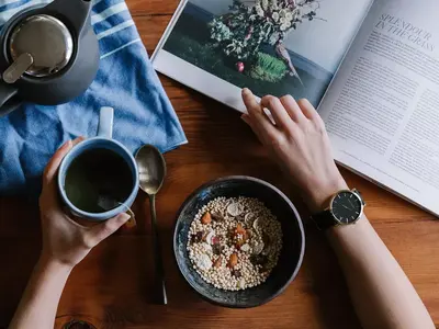 Rahasia Turun Berat Badan: Atur Waktu Makan, Bukan Hanya Makanannya!